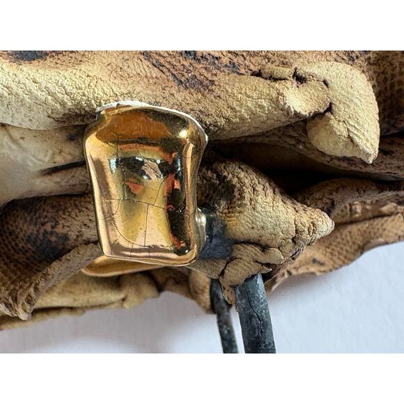 Handmade 3 Wiseman Clay Ceramic Sculpting Texturized Gold Accents Ring Stand - Picture 13 of 16